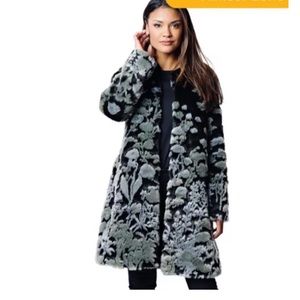 Donna Salyers Fabulous Fur Coat